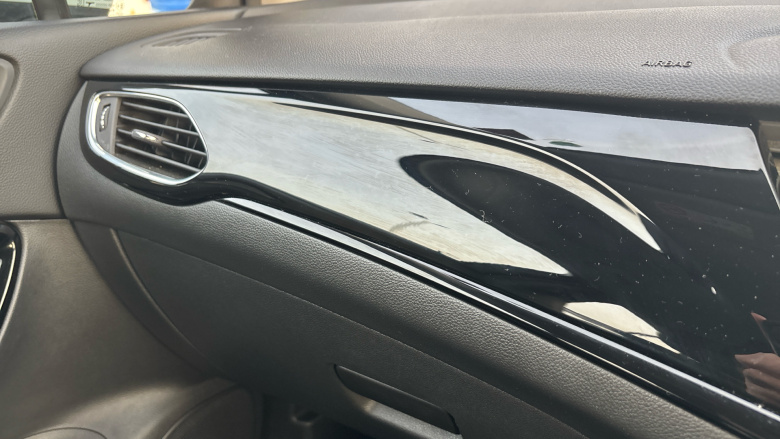 Vauxhall Astra 1.4T 16V 150 SRi 5dr Petrol Hatchback